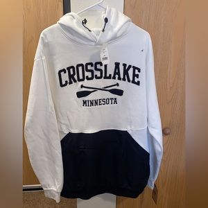 Unisex medium sweatshirt